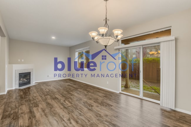 Photo - 17033 SW Red Leaf Pl