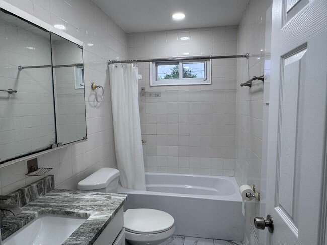 Photo - 1412 E Goulson Ave