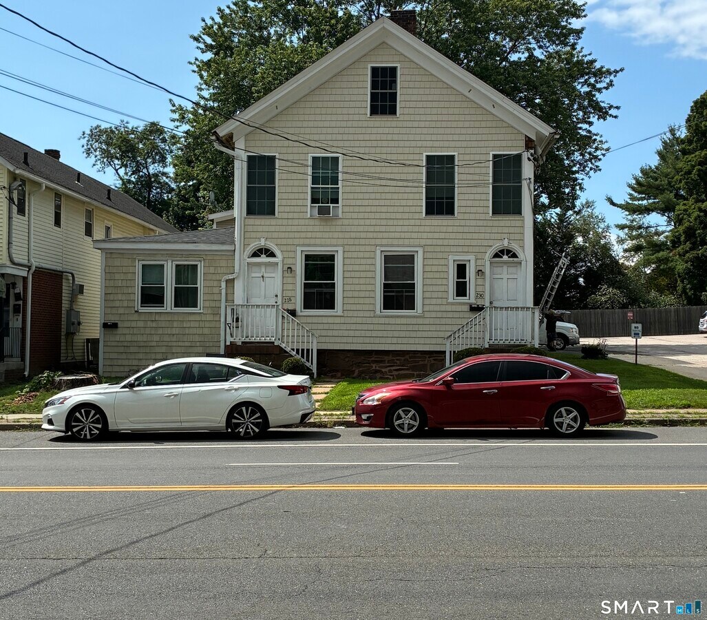Photo - 230 Main St