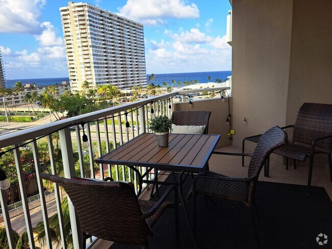 Building Photo - 1985 S Ocean Dr Unit 6h Rental