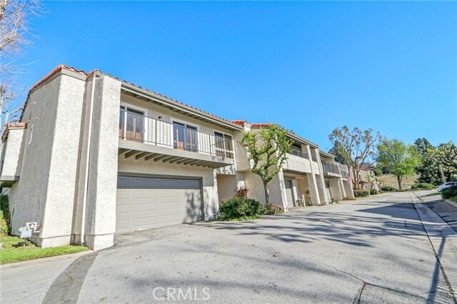 19535 Rinaldi St