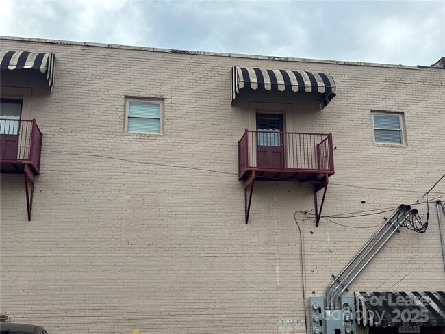 Photo - 235 E Main St Unit I