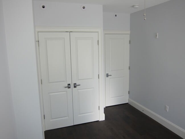 Photo - 18 Grove St Unit 2