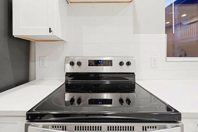 Photo - 381 Adams St Unit 2