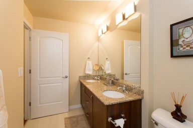 Bathrooms with double sinks - Nevada Place