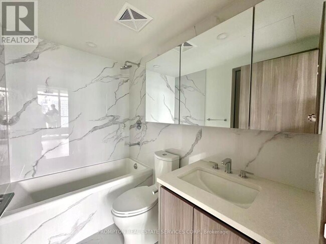 Photo - 1 Concord Cityplace Wy Unit 3201