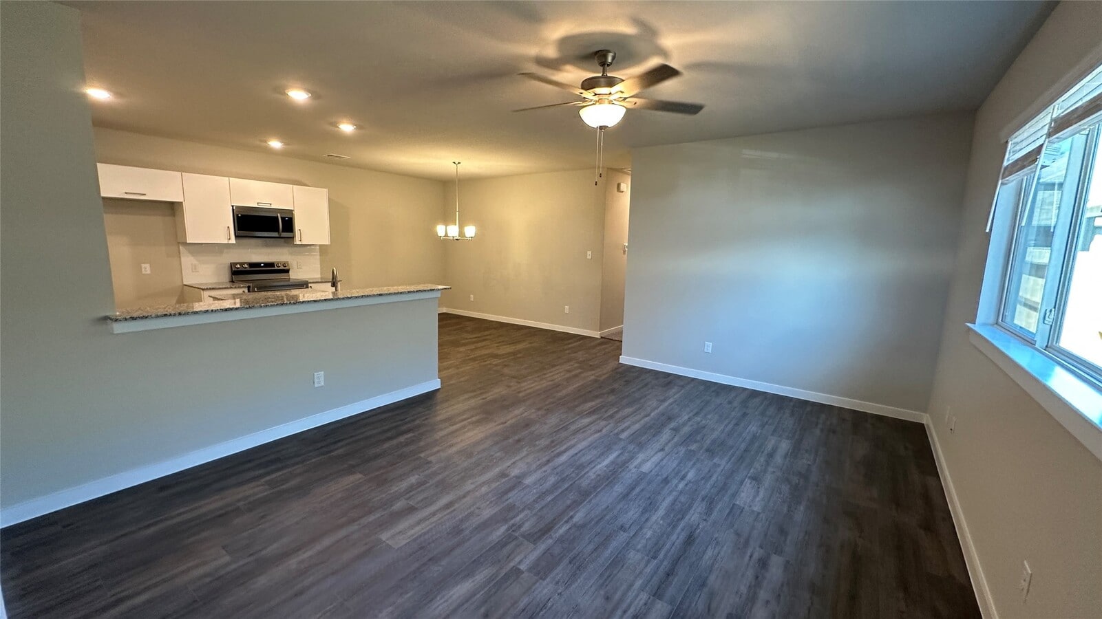 Photo - 9804 Grosbeak Ln