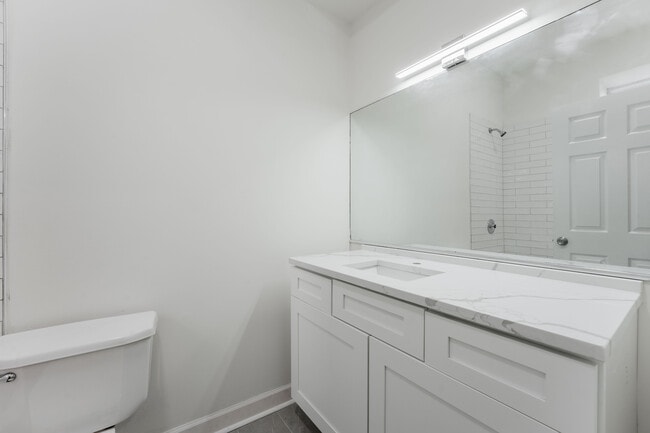 Photo - 2112 N Campbell Ave Unit GDN