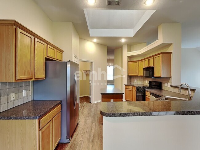 Photo - 2430 Fieldcrest Dr