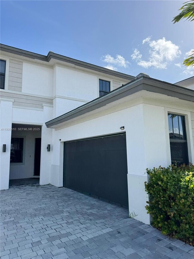 Photo - 17355 SW 41st St