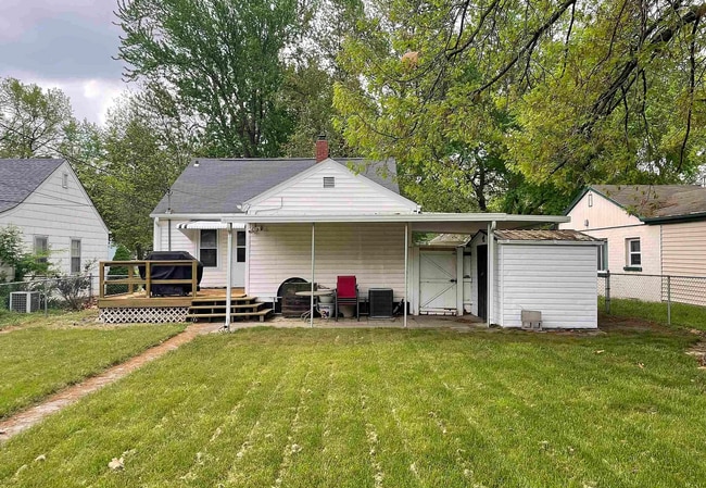 Photo - Beautiful Oakland Home with Finished Basement & Hardwood Floors