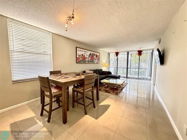 Photo - 8411 Forest Hills Dr Condo Unit 204