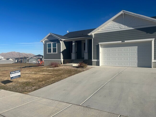 Building Photo - 284 W Saddlebrook Dr Unit 284 W. Saddlebrook LLC