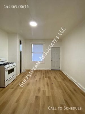 Photo - 2406 E Oliver St