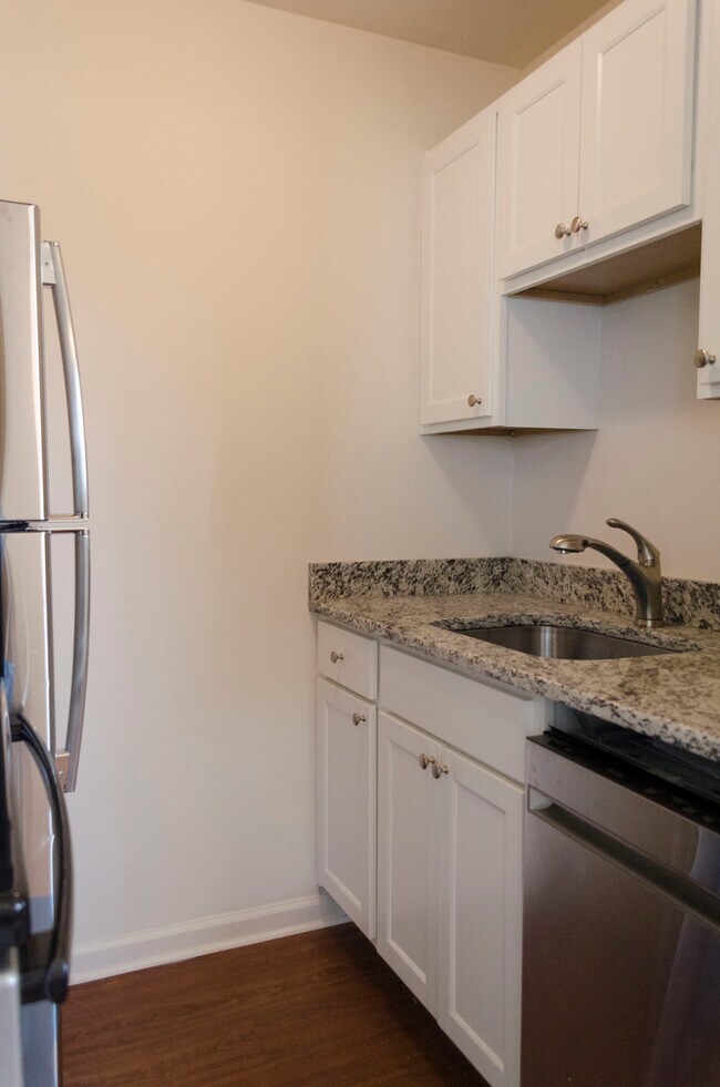 Photo - The Meadows Apartments