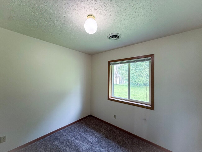 Photo - 13289 39th Ave N