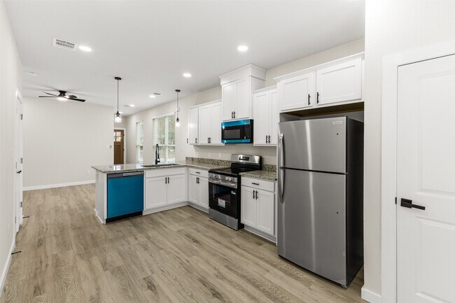 Photo - 1316 Williams St