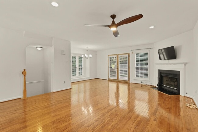 Photo - 1249 Quaker Hill Dr