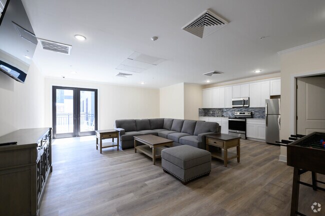 Resident Lounge - The Mill at York Station Apartments