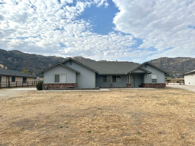 Coming Soon! In Bear Valley Springs! 3+2 p... - Coming Soon! In Bear Valley Springs! 3+2 p... Casa