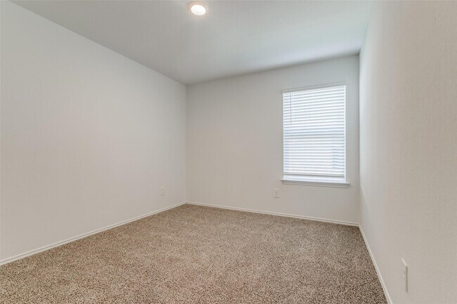 Photo - 24323 Cayman Heights Ln