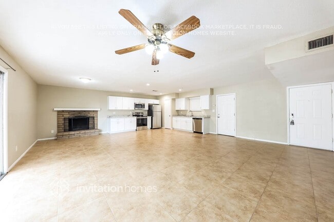 Photo - 1030 W Anderson Dr