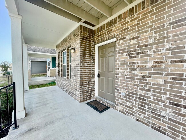 Photo - Blanco Vista Charmer