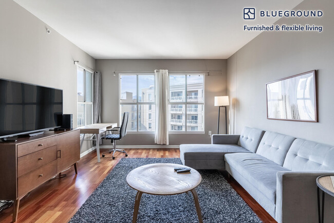 Building Photo - 140 S Van Ness Ave Rental