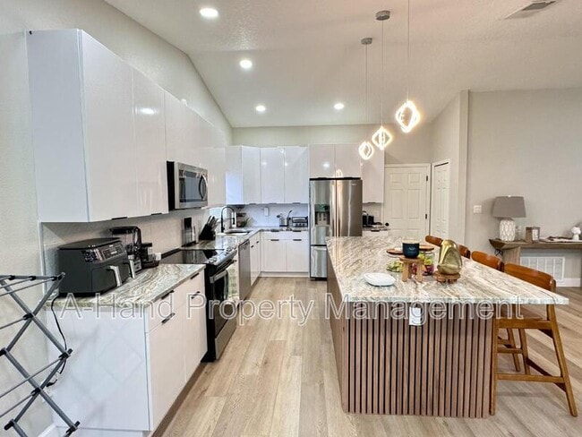 Photo - 15912 Indian Wells Ct