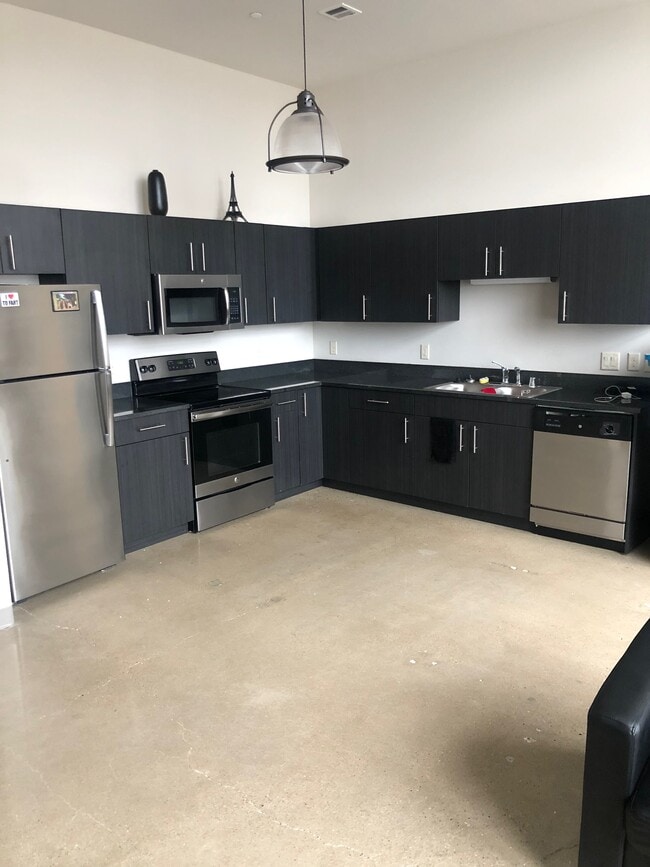 Photo - 611 W National Ave Unit 205