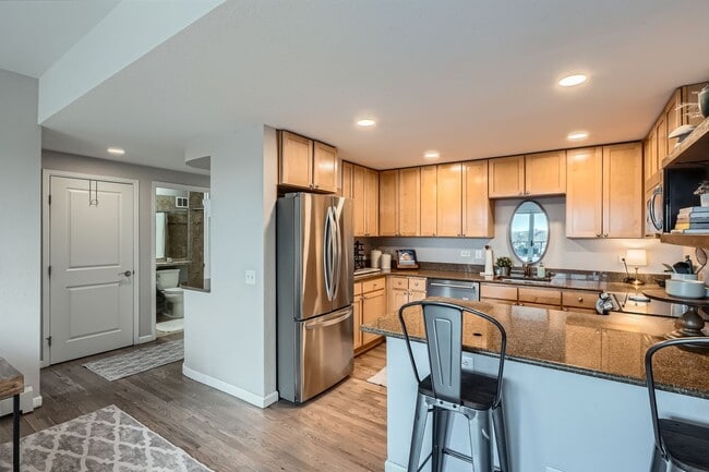 Photo - 1150 Vine St Unit 1006
