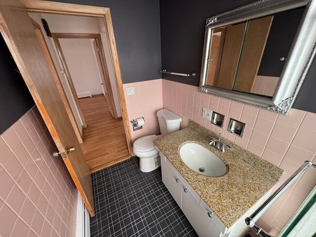 Photo - 6331 W Devon Ave Unit 2F