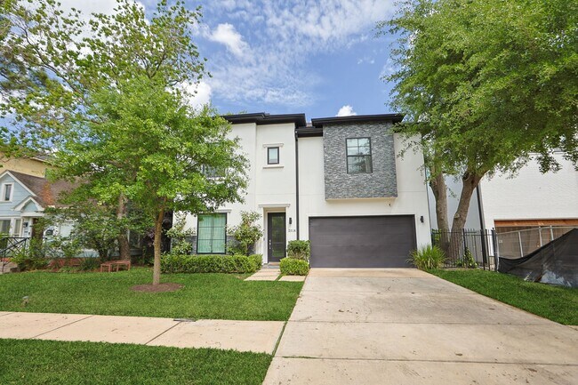 Photo - 2518 Southgate Blvd