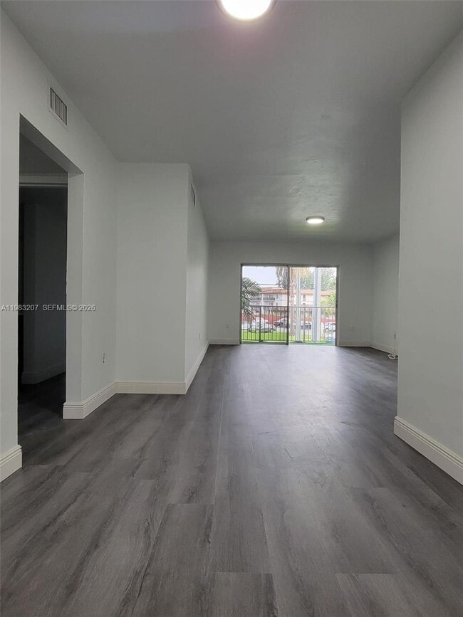 Photo - 7610 SW 82nd St Unit J207