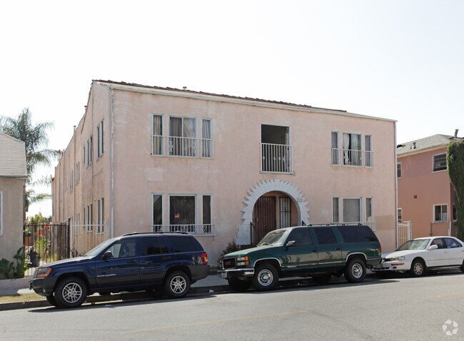 Photo - 7004 Middleton St Apartments