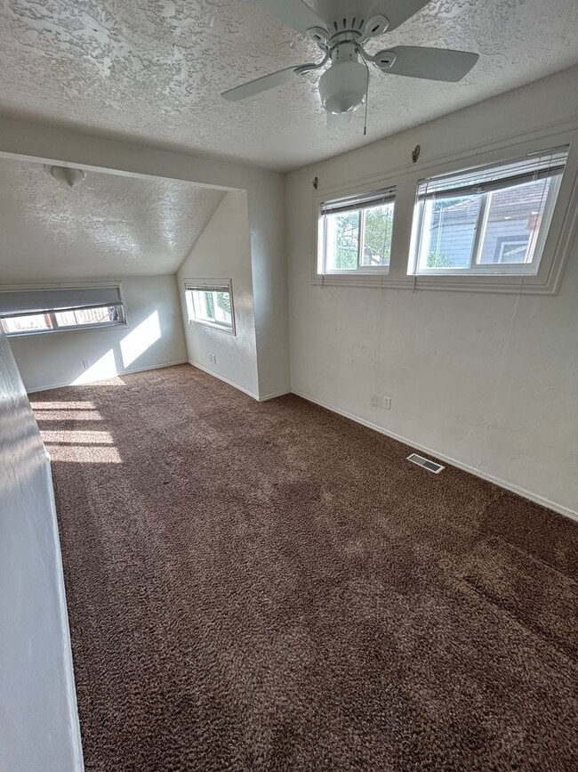 Photo - 2 bedroom 1 bath super cute cottage / Less than a mile from Northwest Nazarene, great location!
