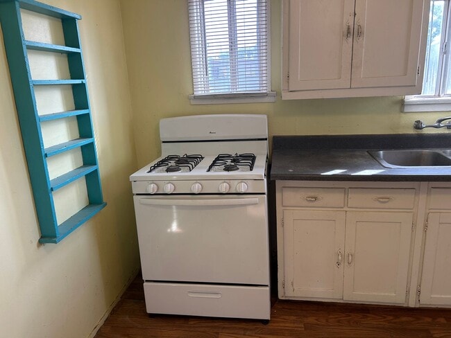 Photo - 1 Bedroom Duplex AVAILABLE NOW