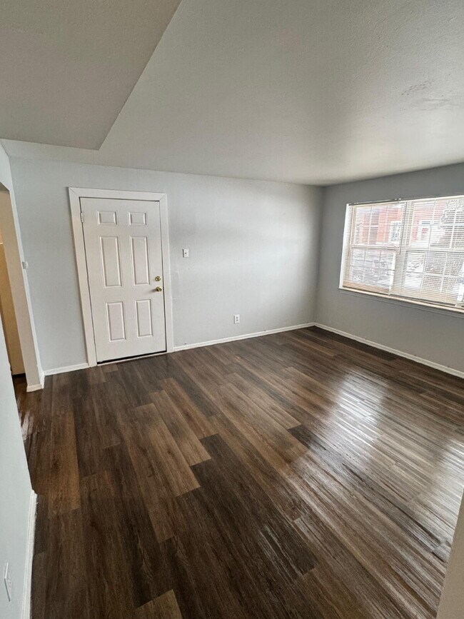 Photo - 2919 Chippewa St Unit Apt. A