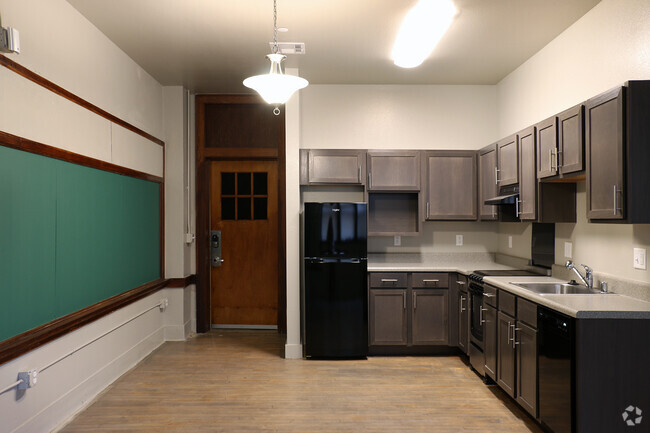 Building Photo - Dunbar Commons Rental