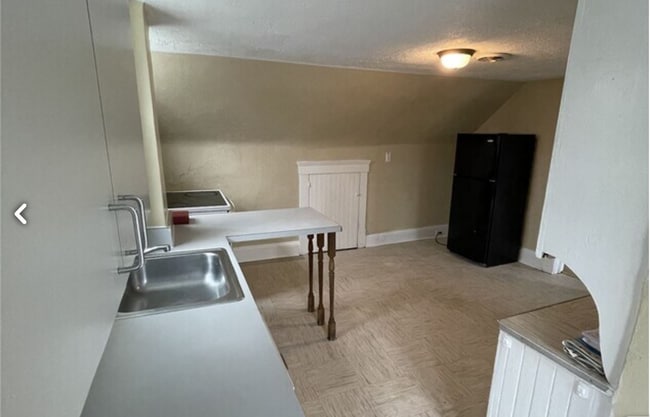 Photo - 7111 Elton Ave Unidad 2