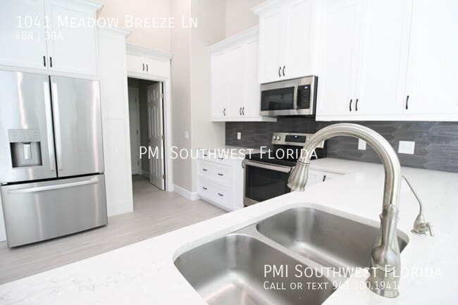 Photo - 1041 Meadow Breeze Ln
