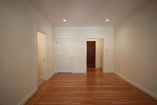 Photo - 2427 Hilgard Ave Unit #15