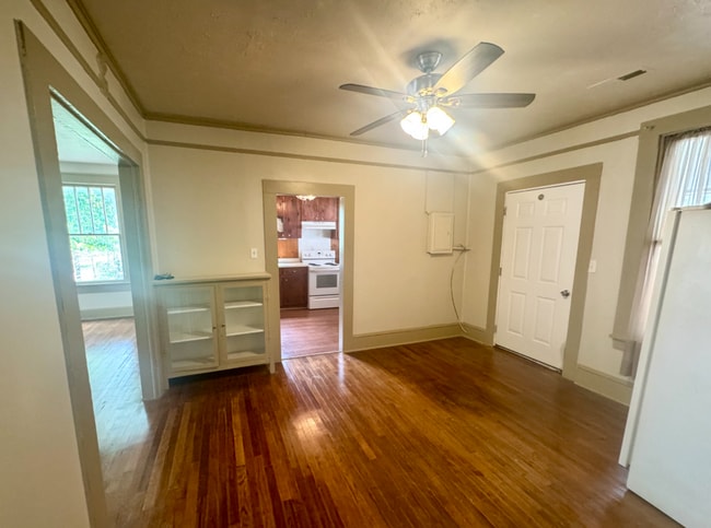 Photo - Charming 2 bed & 1 bath home