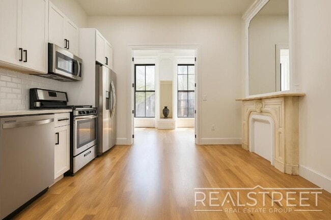 Photo - NEW & Charming 3 Bed Parlor Floor-through ... Apartamento Unidad 2