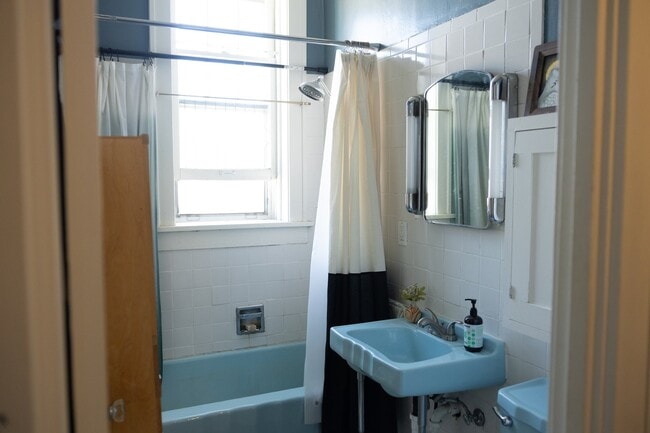 Photo - 1216 Powderhorn Terrace Unit Apt 35