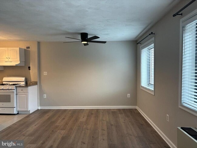 Photo - 1200 S Arlington Ridge Rd Unidad 605