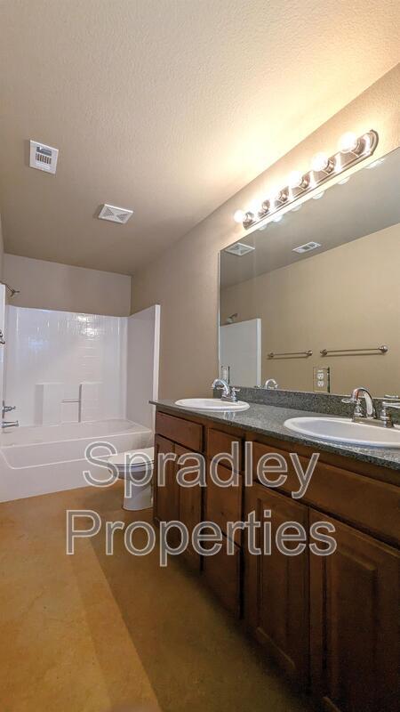 Photo - 4826 Deep Drive