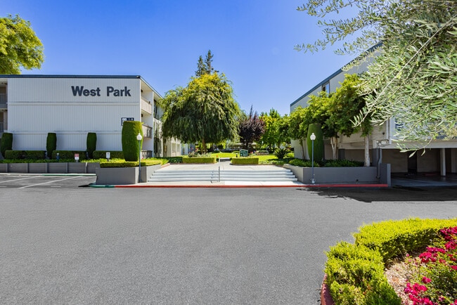 Photo - West Park Apartments