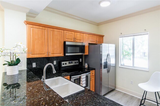 Photo - 11647 NE 18th Dr