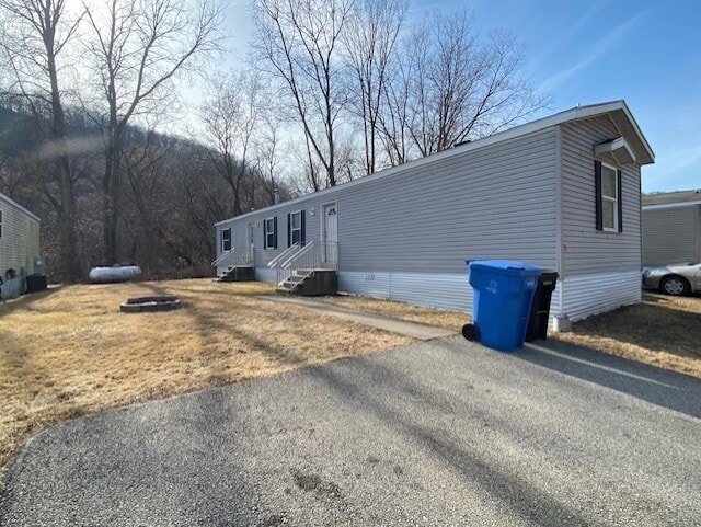 7BH Exterior - Country Valley